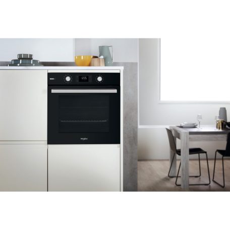 Whirlpool 71L, A+, hőlégkeveréses beépíthető sütő FEKETE OAS KC8V1 BLG-25%!